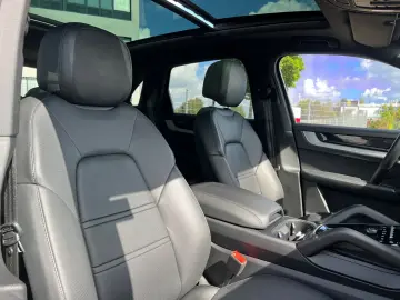 PORSCHE Cayenne S 4.0 V8