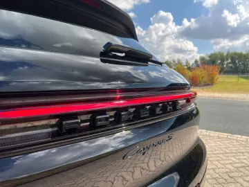 PORSCHE Cayenne S 4.0 V8