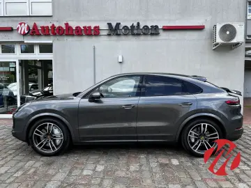 PORSCHE Cayenne Coupe Turbo CHRONO MATRIX PANO 360  BUR-