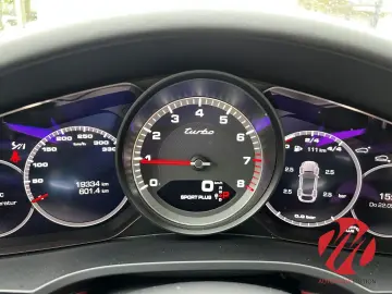 PORSCHE Cayenne Coupe Turbo CHRONO MATRIX PANO 360  BUR-
