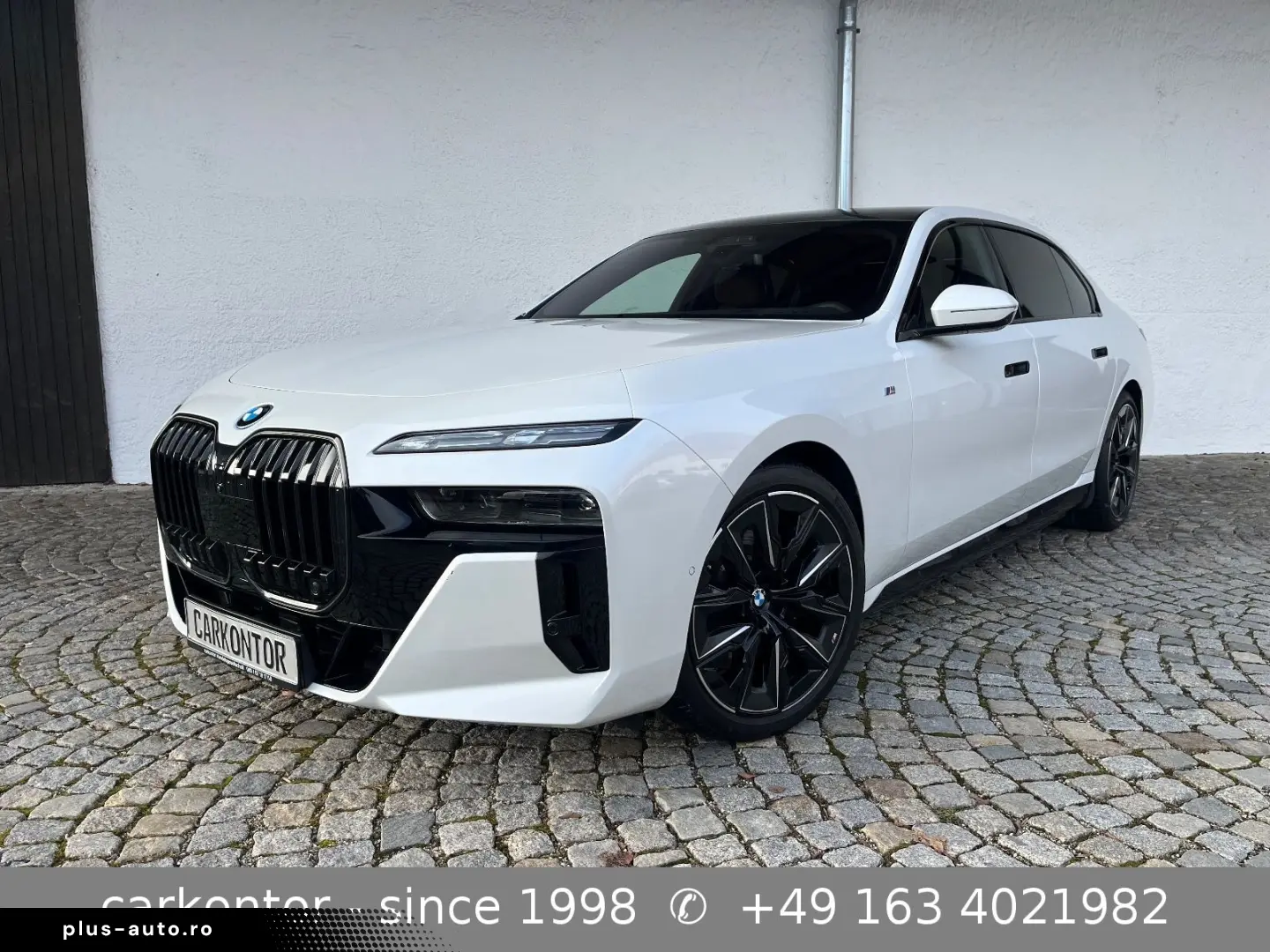 BMW i7 xDr. 60  M SPORT PRO LOUNGE SEAT FOND ENT SKY