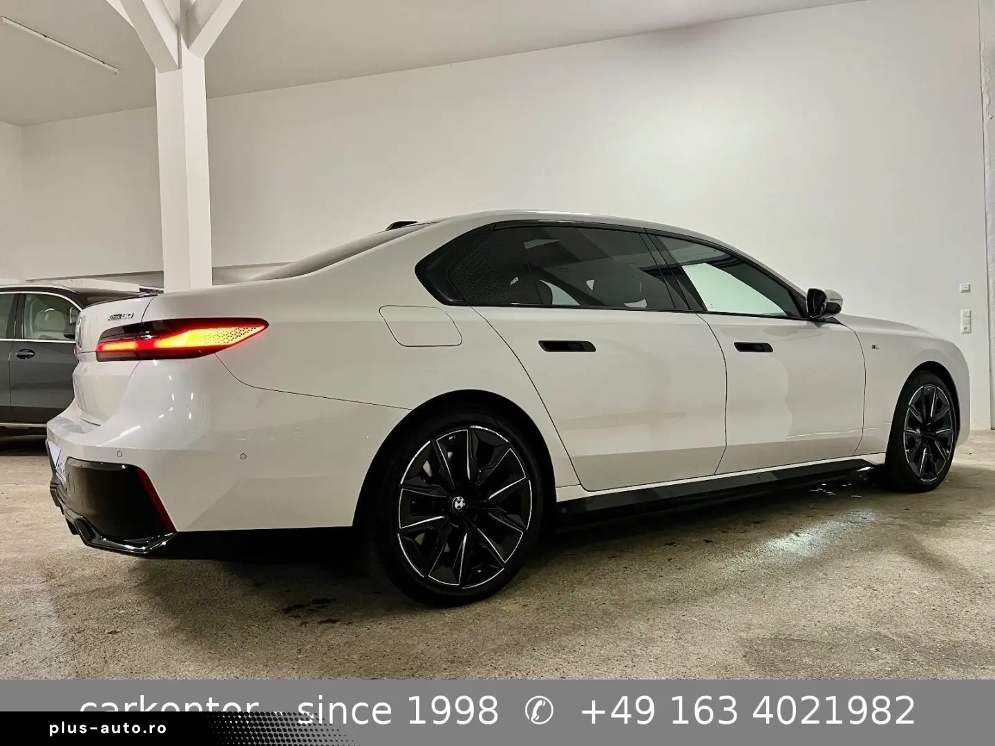 BMW i7 xDr. 60  M SPORT PRO LOUNGE SEAT FOND ENT SKY