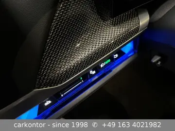 BMW i7 xDr. 60  M SPORT PRO LOUNGE SEAT FOND ENT SKY