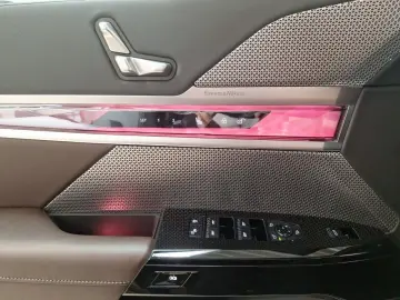 BMW i7 xDr60 M SPORT PRO DAProf 360  ExecutiveLo