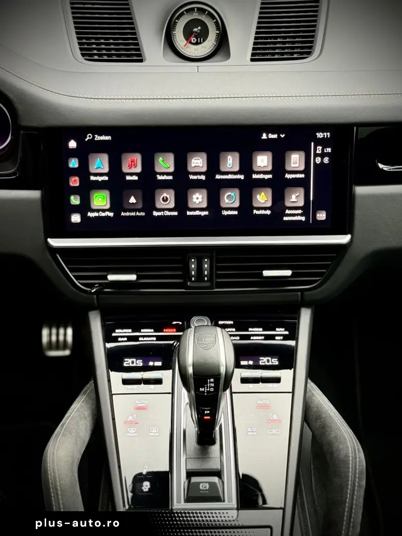 PORSCHE Cayenne Coupe GTS