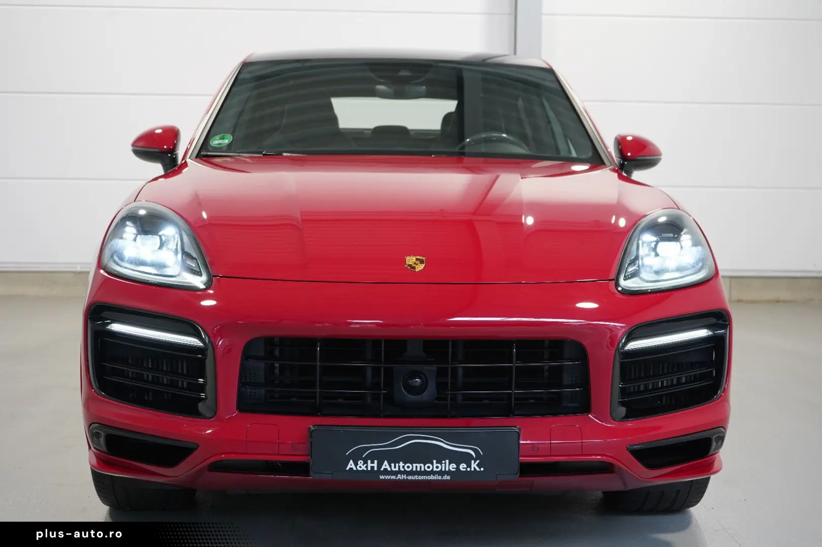 PORSCHE GTS Cayenne Coupe   AHK PDCC CHRONO