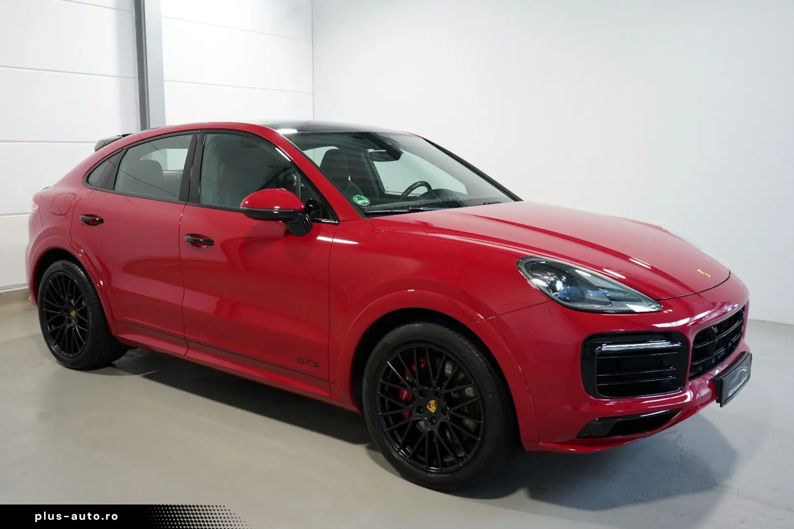 PORSCHE GTS Cayenne Coupe   AHK PDCC CHRONO