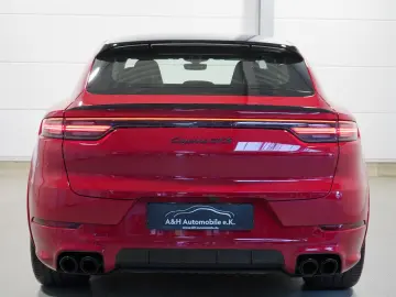 PORSCHE GTS Cayenne Coupe   AHK PDCC CHRONO