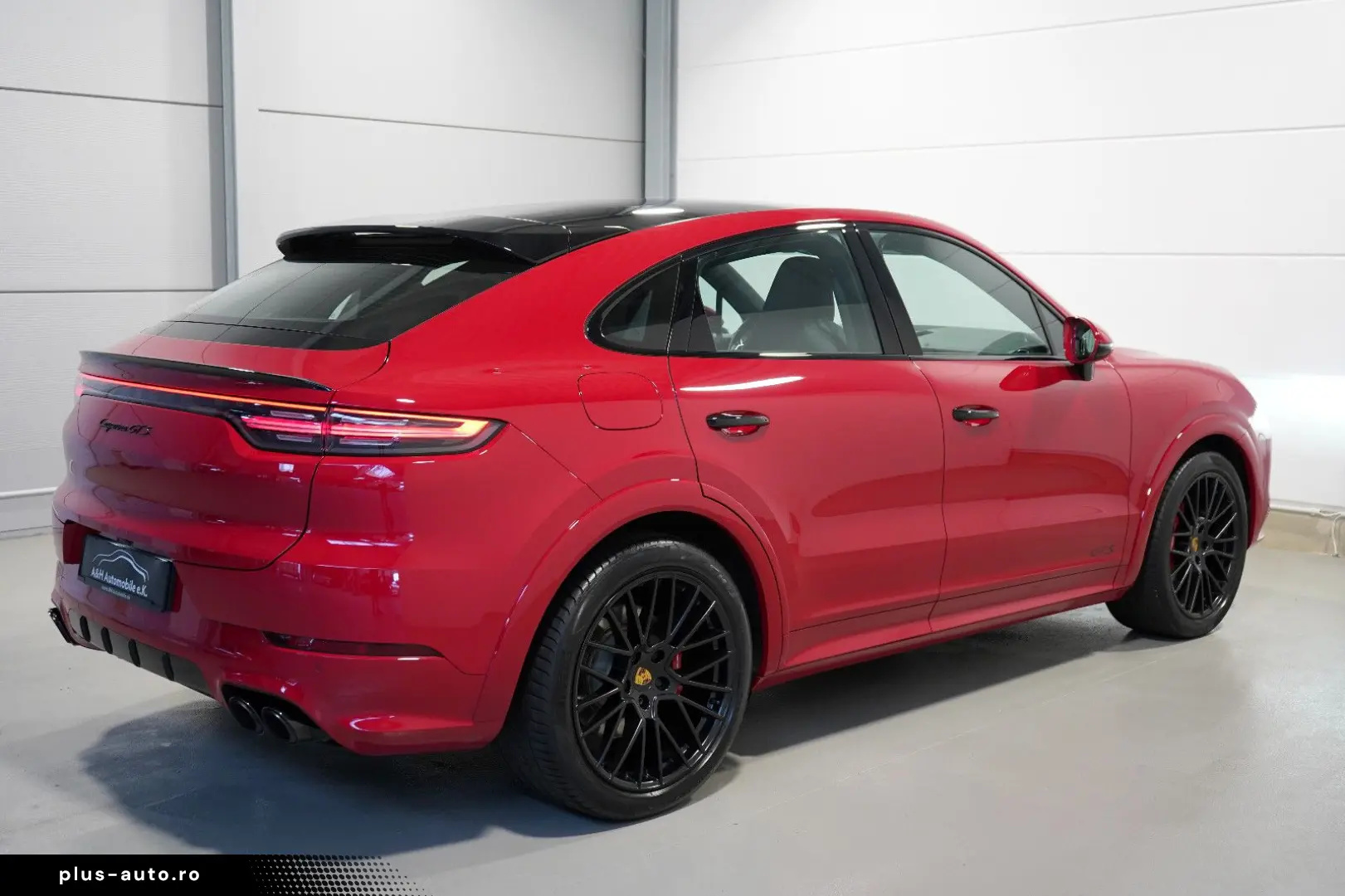 PORSCHE GTS Cayenne Coupe   AHK PDCC CHRONO