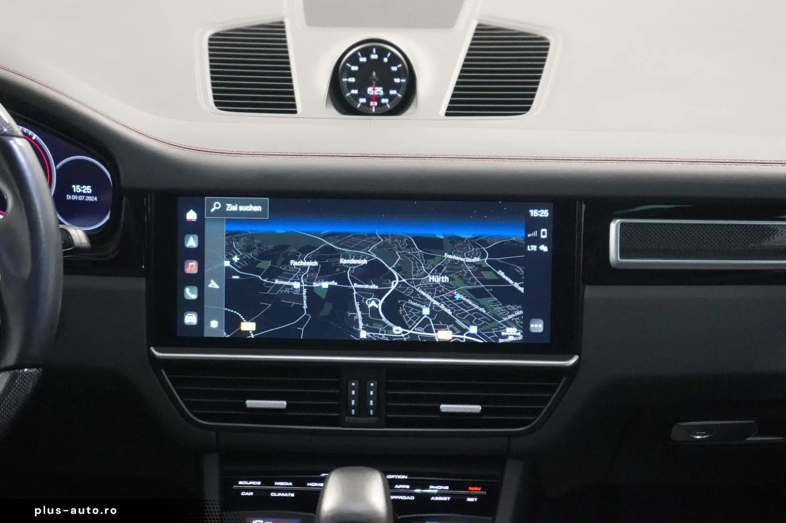 PORSCHE GTS Cayenne Coupe   AHK PDCC CHRONO