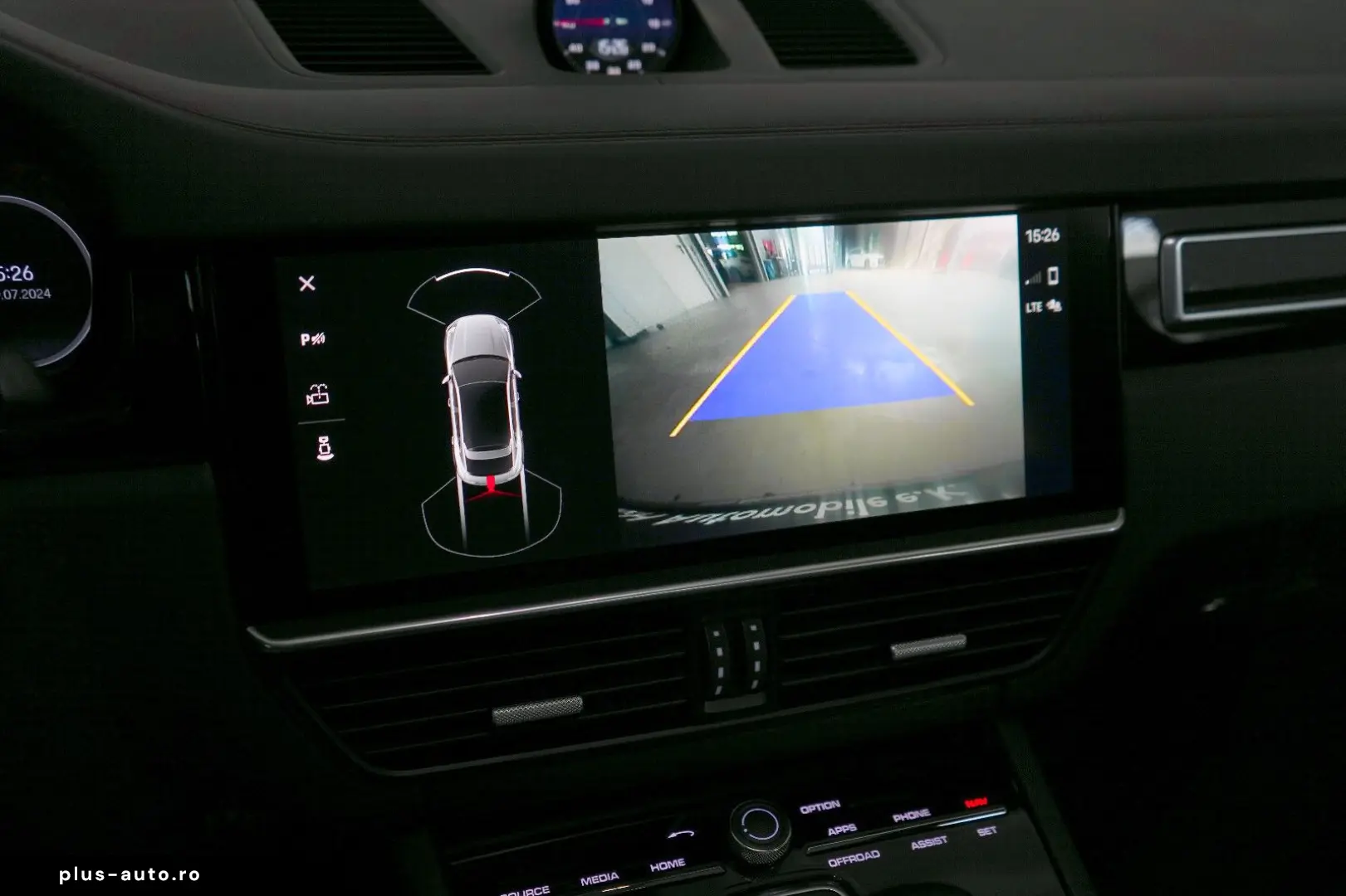 PORSCHE GTS Cayenne Coupe   AHK PDCC CHRONO