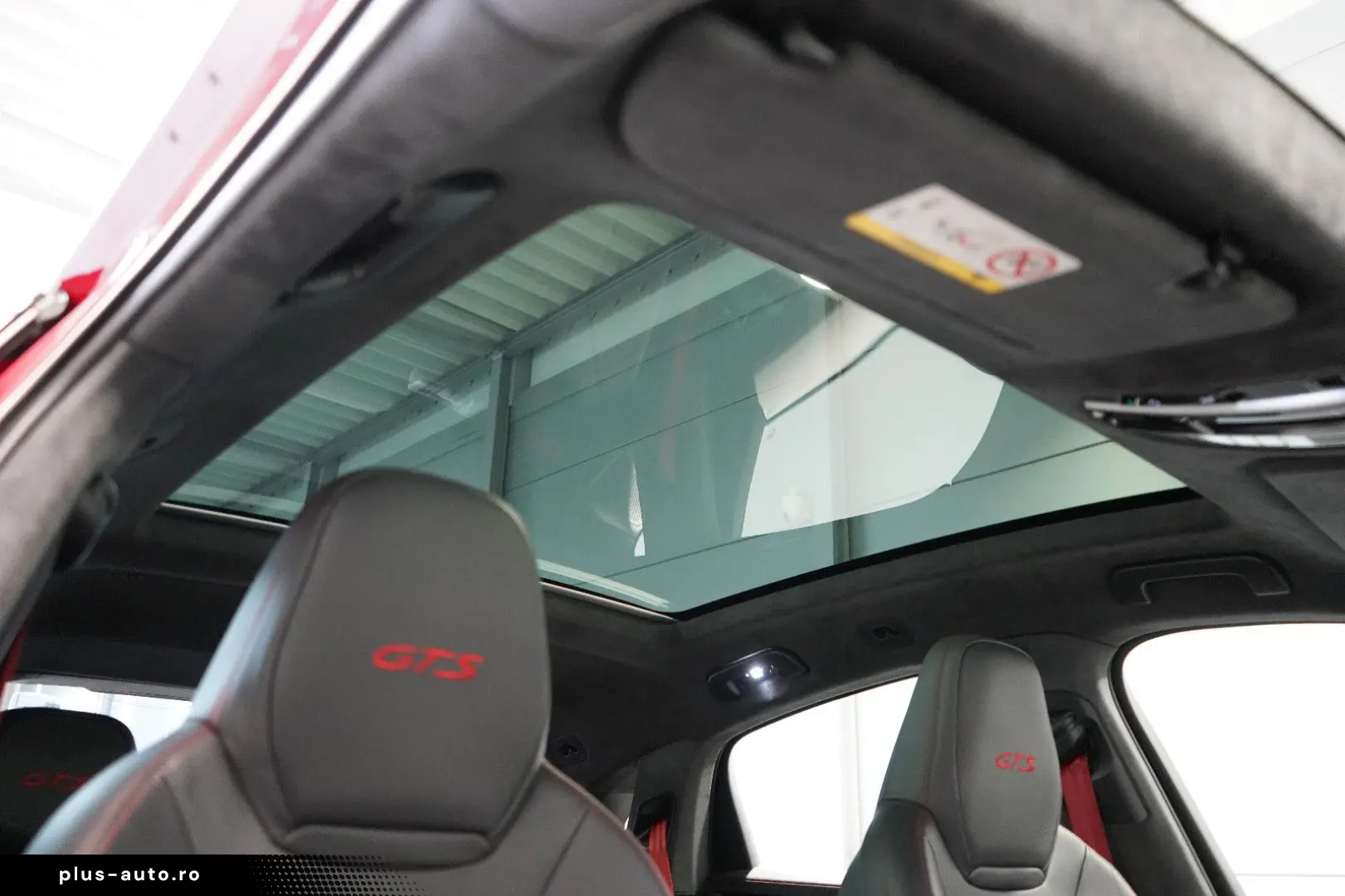 PORSCHE GTS Cayenne Coupe   AHK PDCC CHRONO