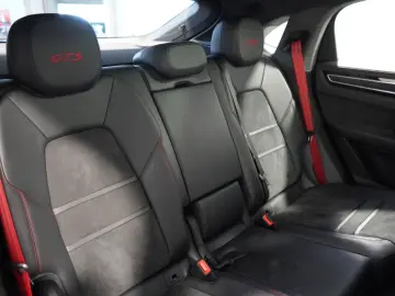 PORSCHE GTS Cayenne Coupe   AHK PDCC CHRONO