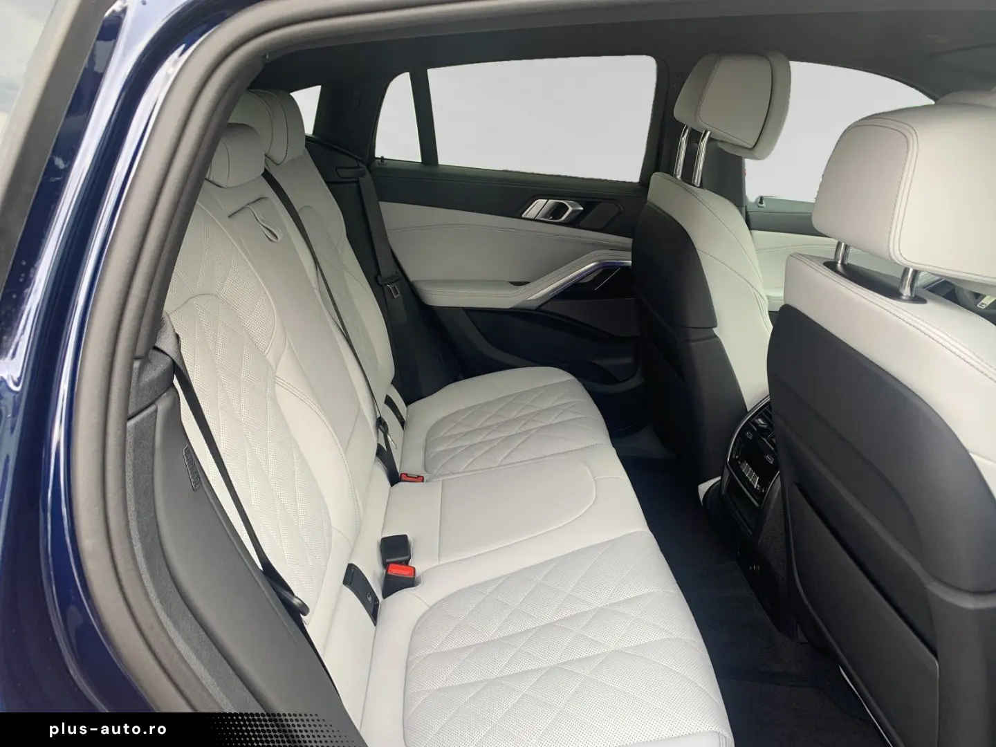 BMW X6 xDr30d MSp Massage Ventilation 360 IcGlow