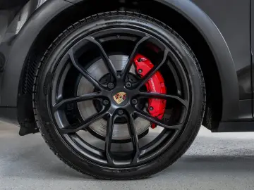 PORSCHE Cayenne Coupe GTS LEICHTBAU SPOR PDCC PASM PDLS