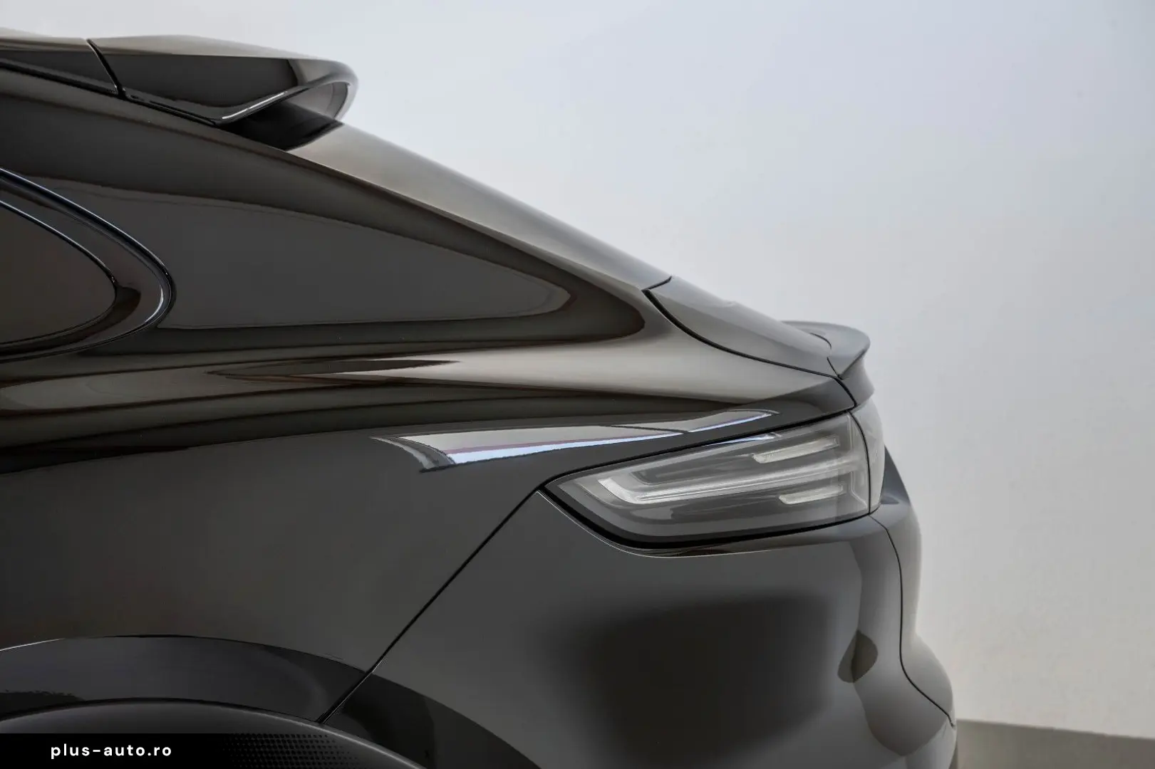 PORSCHE Cayenne Coupe GTS LEICHTBAU SPOR PDCC PASM PDLS