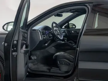 PORSCHE Cayenne Coupe GTS LEICHTBAU SPOR PDCC PASM PDLS