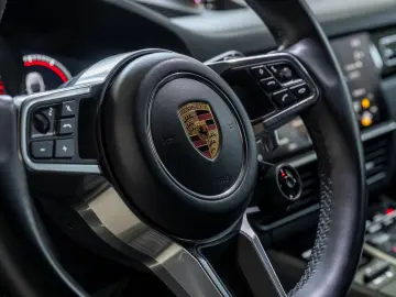 PORSCHE Cayenne Coupe GTS LEICHTBAU SPOR PDCC PASM PDLS
