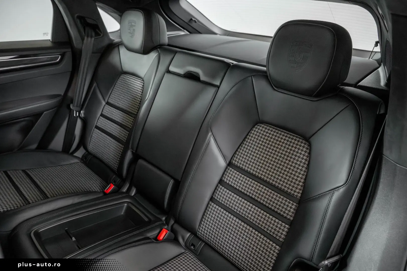 PORSCHE Cayenne Coupe GTS LEICHTBAU SPOR PDCC PASM PDLS