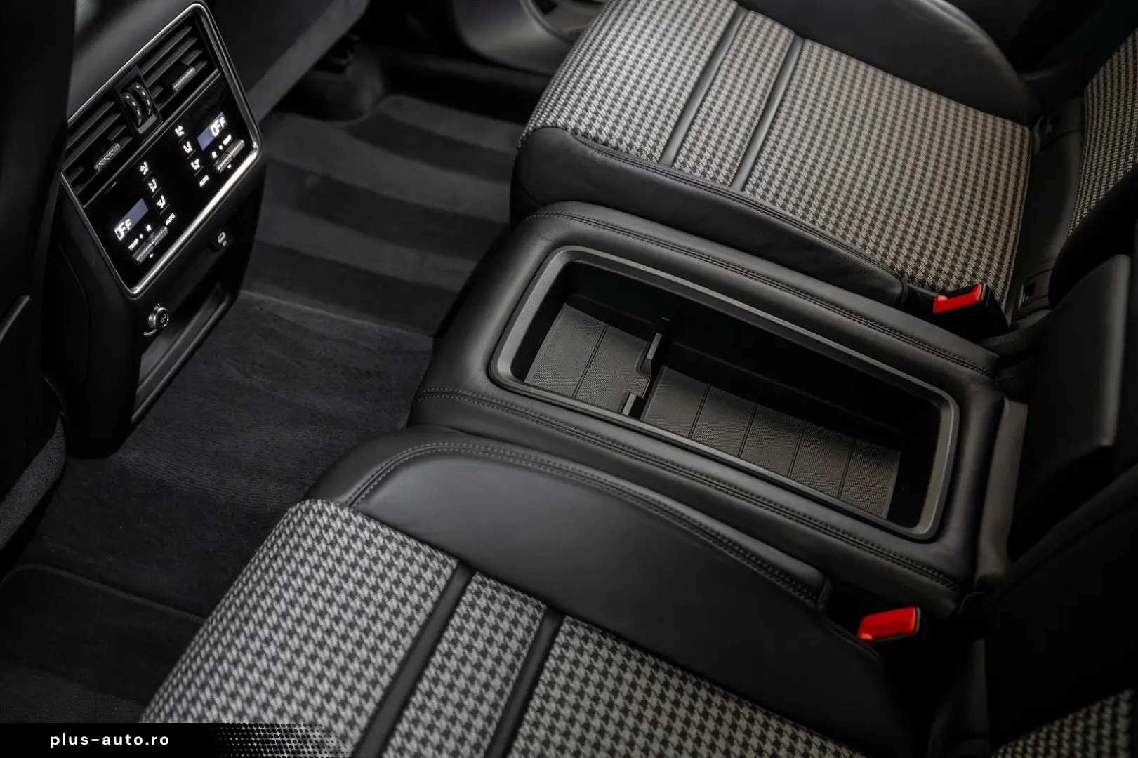 PORSCHE Cayenne Coupe GTS LEICHTBAU SPOR PDCC PASM PDLS