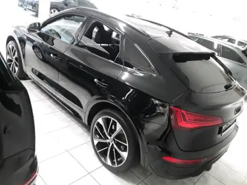 AUDI Q5 Sportback S-Line 40TDI 2.0 204CP