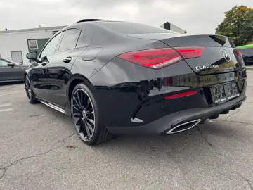 MERCEDES-BENZ CLA 220 d AMG Line Burmester Navi