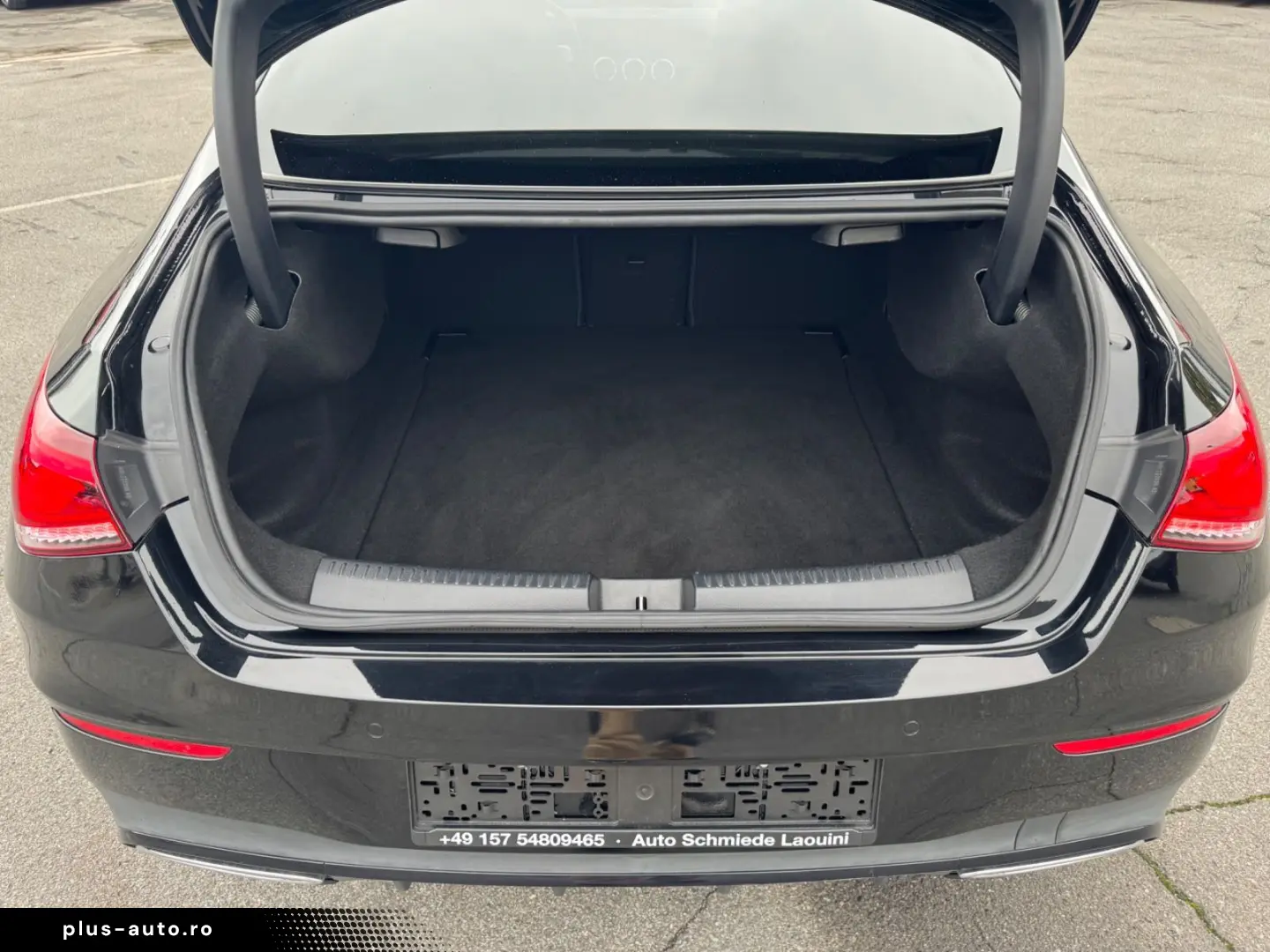 MERCEDES-BENZ CLA 220 d AMG Line Burmester Navi