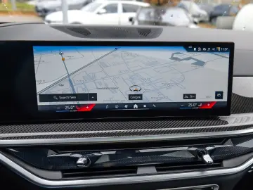 BMW X6 xDrive30d M Sport HUD