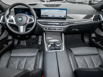 BMW X6 xDrive30d M Sport HUD