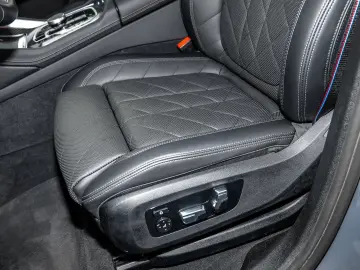 BMW X6 xDrive30d M Sport HUD