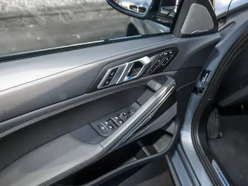 BMW X6 xDrive30d M Sport HUD