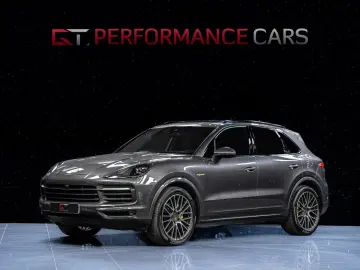 PORSCHE Cayenne E-Hybrid 21  RS Spyder Design Pano 14way