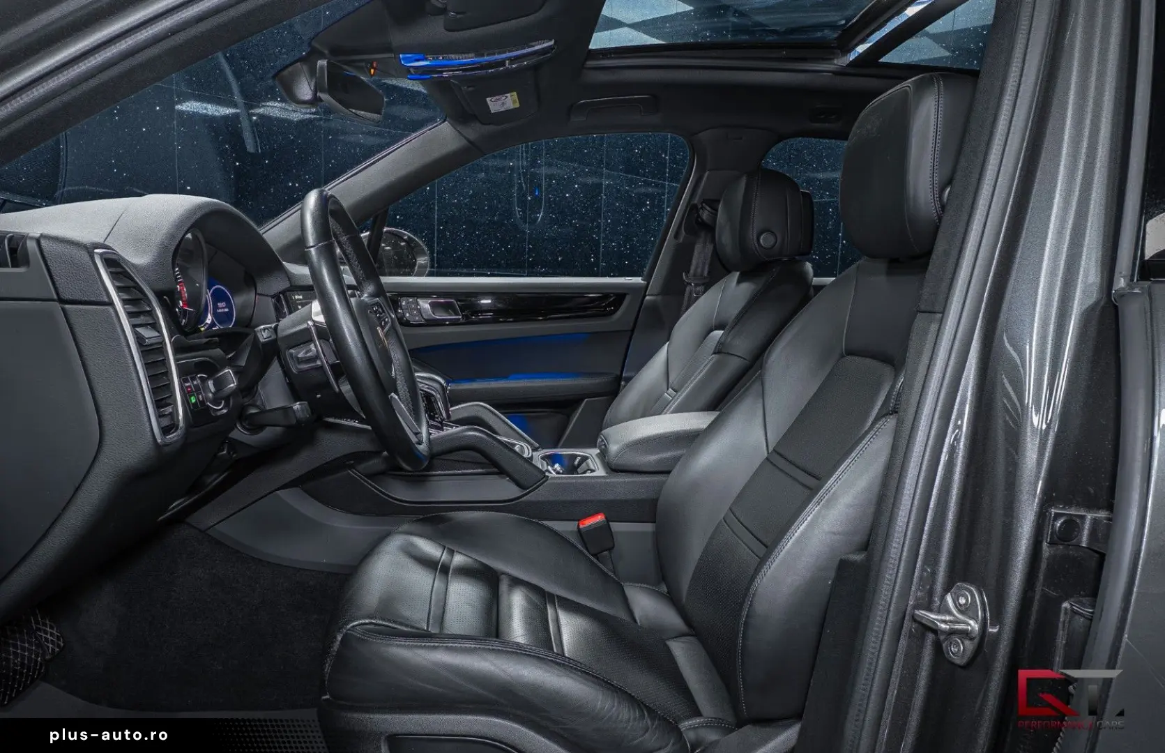 PORSCHE Cayenne E-Hybrid 21  RS Spyder Design Pano 14way