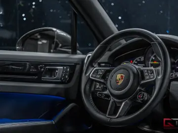 PORSCHE Cayenne E-Hybrid 21  RS Spyder Design Pano 14way