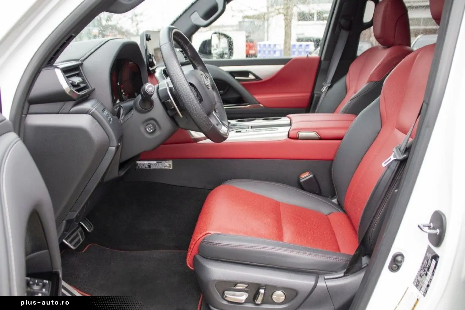 LEXUS LX 600 F SPORT