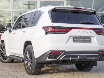 LEXUS LX 600 F SPORT