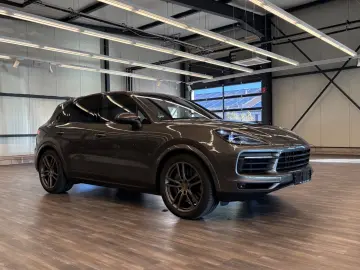 PORSCHE Cayenne S Luftfahr Pano Matr AHK HUD Bose Chrono