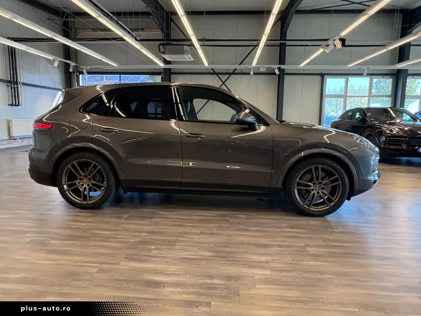 PORSCHE Cayenne S Luftfahr Pano Matr AHK HUD Bose Chrono