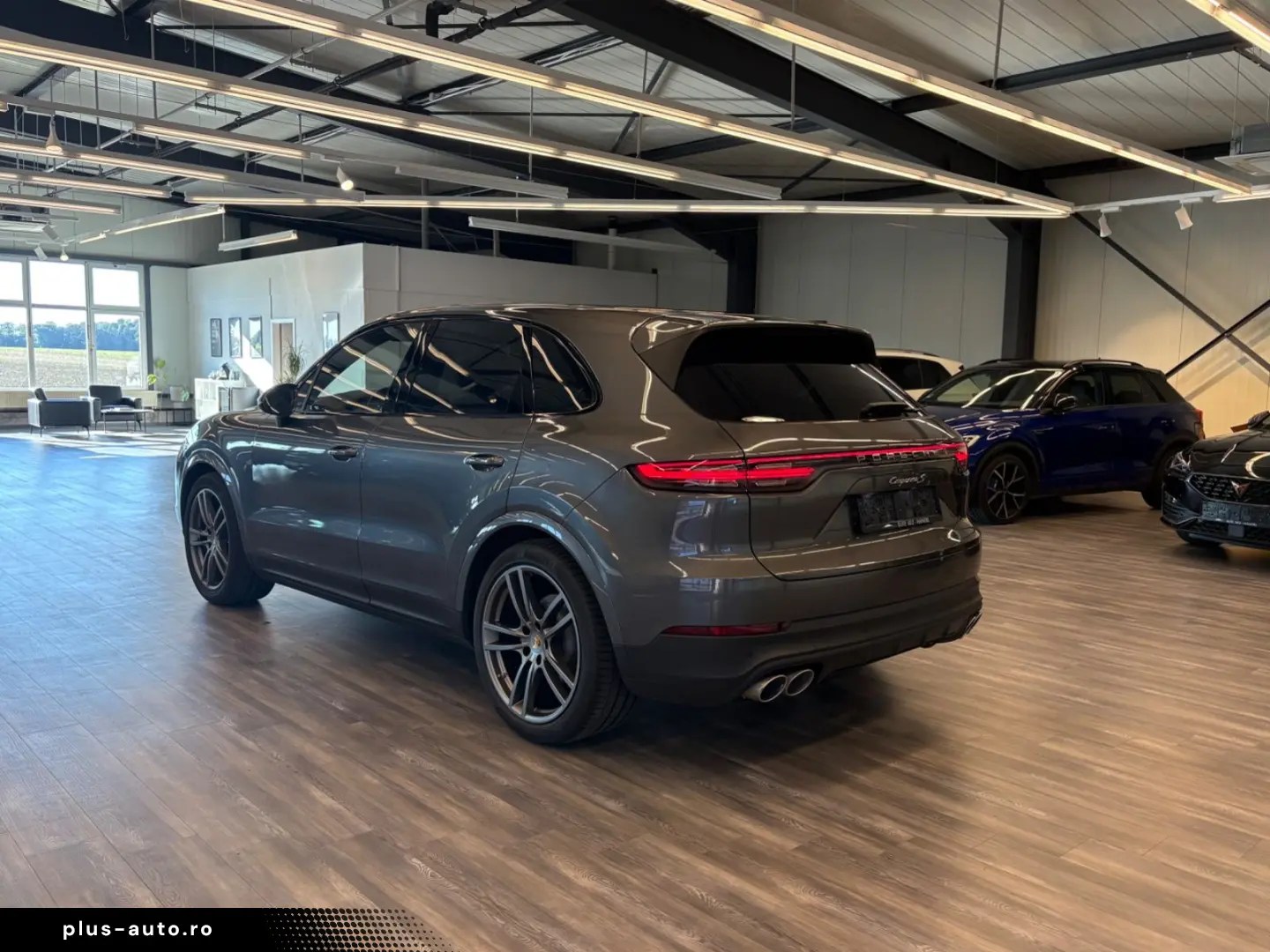PORSCHE Cayenne S Luftfahr Pano Matr AHK HUD Bose Chrono