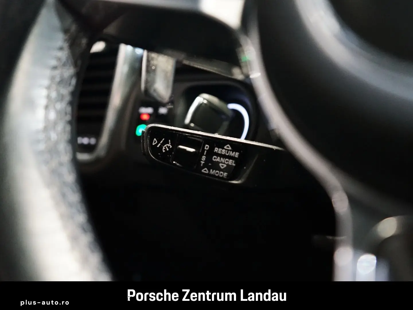 PORSCHE Cayenne E-Hybrid Sportabgas Abstandstempomat