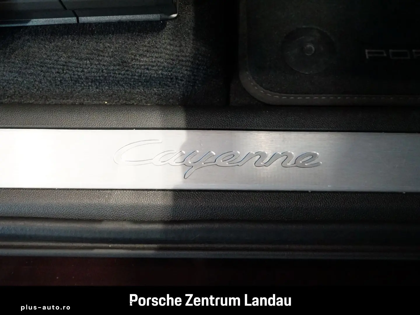 PORSCHE Cayenne E-Hybrid Sportabgas Abstandstempomat