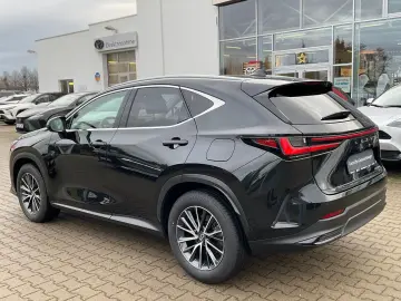 LEXUS NX 350h Executive Line ACC LED 2xKlima LM