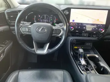 LEXUS NX 450h  2.5 Plug-In E-FOUR Executive-Paket