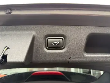 HYUNDAI SANTA FE 2.2 CRDi 4WD Prime  Leder AHK 360  Pano