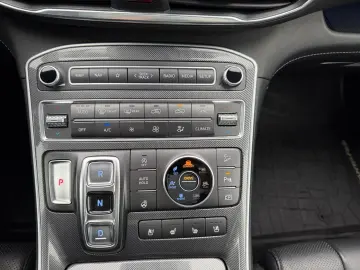 HYUNDAI SANTA FE 2.2 CRDi 4WD Prime  Leder AHK 360  Pano