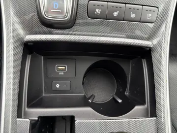 HYUNDAI SANTA FE 2.2 CRDi 4WD Prime  Leder AHK 360  Pano