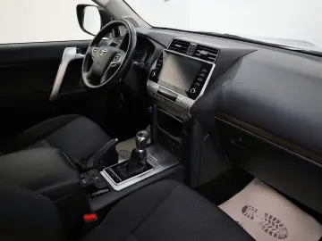 TOYOTA Land Cruiser Comfort Kamera LED ACC  AHK   WR