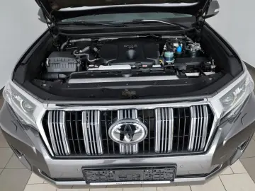 TOYOTA Land Cruiser Comfort Kamera LED ACC  AHK   WR