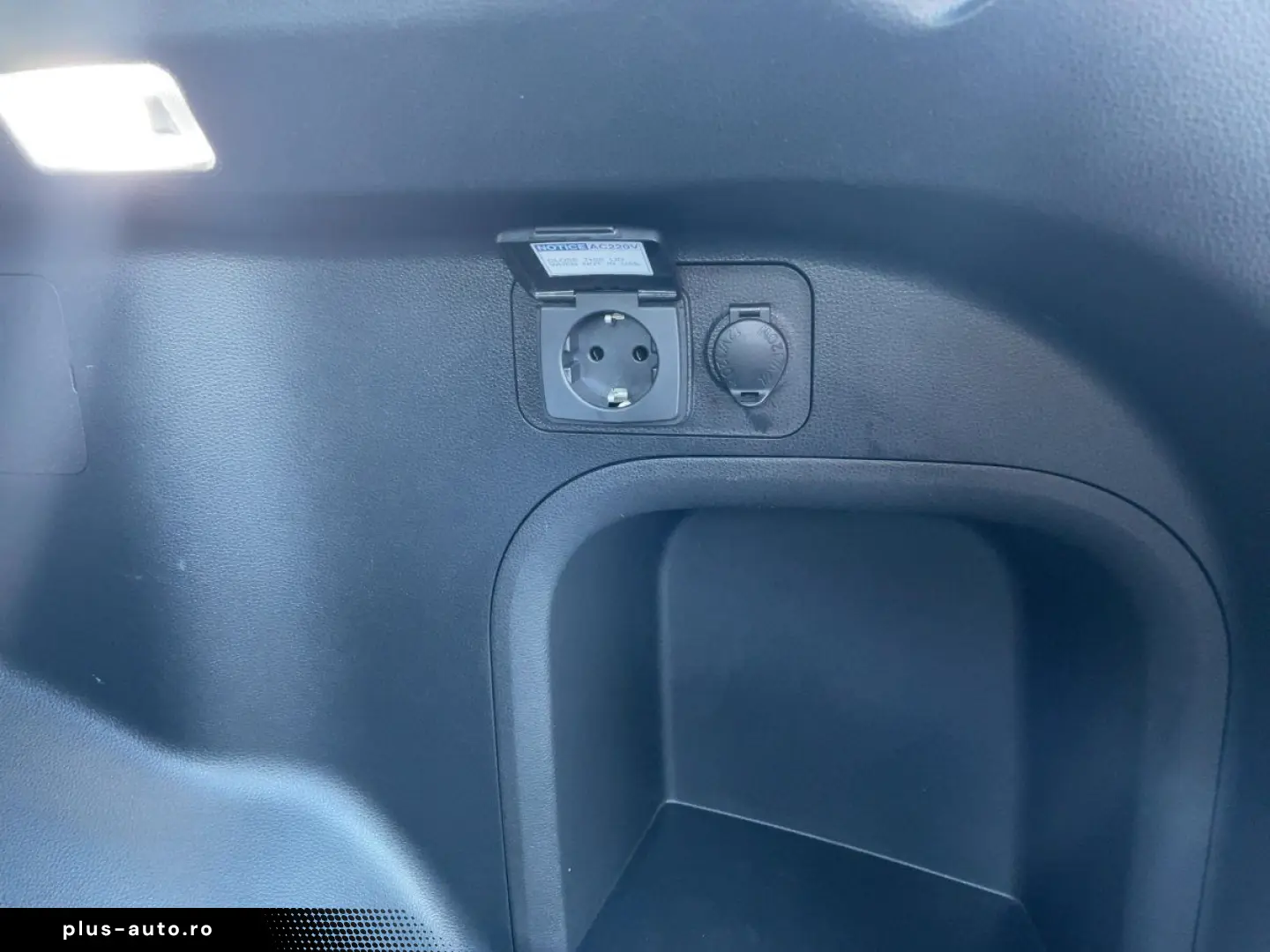 TOYOTA RAV4 2.5 Plug-In Hybrid 4x4 Vollausstattung