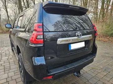 TOYOTA Land Cruiser Executive 2.8 D-4D